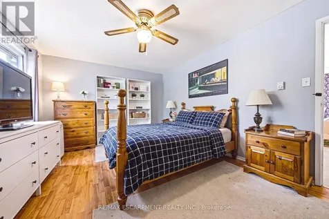 564 Sheraton Road Burlington (appleby) ON L7L 4B2