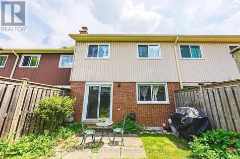 564 Sheraton Road Burlington (appleby) ON L7L 4B2