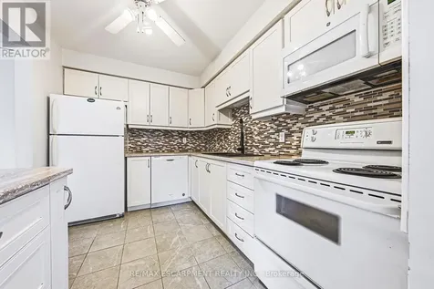 564 Sheraton Road Burlington (appleby) ON L7L 4B2
