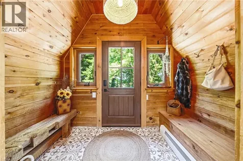 1548 Mineral Springs Road Ancaster ON L9H 5E3
