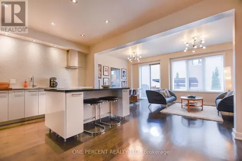 16 Denarius Crescent Richmond Hill (oak Ridges Lake Wilcox) ON L4E 0Y9