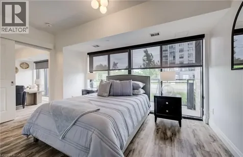 332 Gosling Gardens Guelph ON N1L 0P8