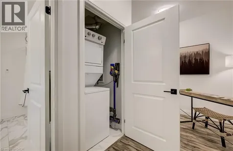 332 Gosling Gardens Guelph ON N1L 0P8