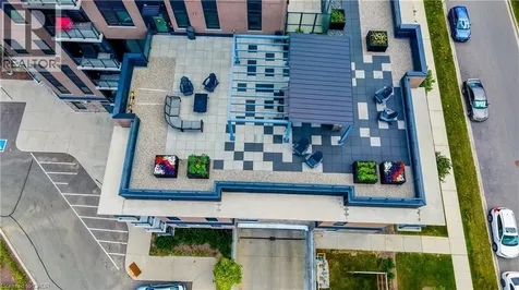 332 Gosling Gardens Guelph ON N1L 0P8
