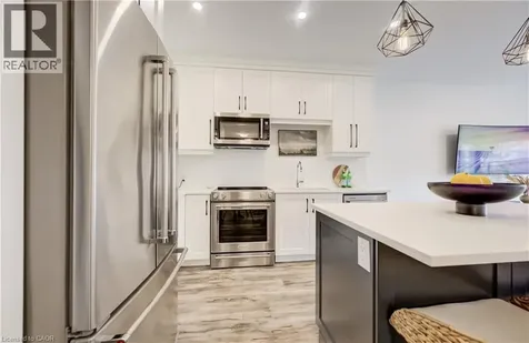 332 Gosling Gardens Guelph ON N1L 0P8