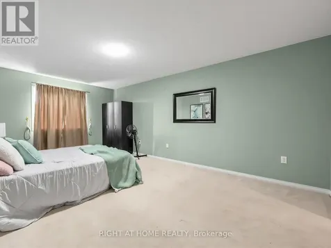1442 Bridgeport Street Oshawa (taunton) ON L1K 2P5