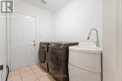 55 Castlemore Avenue Markham (berczy) ON L6C 2N9