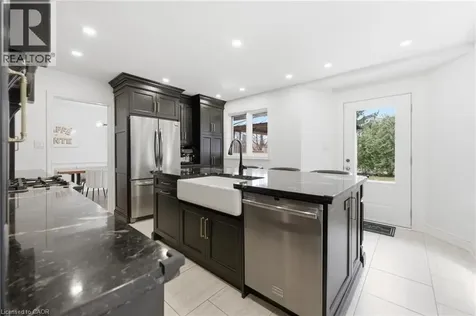 138 Miller Drive Ancaster ON L9G 4W4