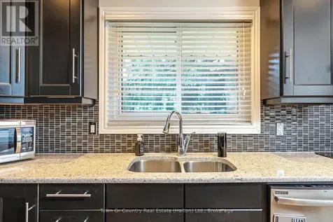 14 Rosemary Road Halton Hills (ac Acton) ON L7J 1E8