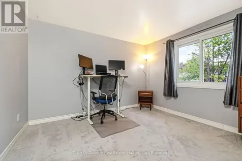 14 Rosemary Road Halton Hills (ac Acton) ON L7J 1E8