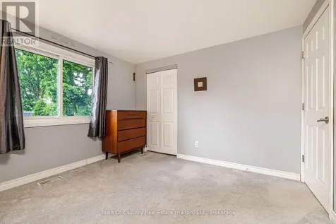 14 Rosemary Road Halton Hills (ac Acton) ON L7J 1E8