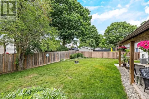 14 Rosemary Road Halton Hills (ac Acton) ON L7J 1E8