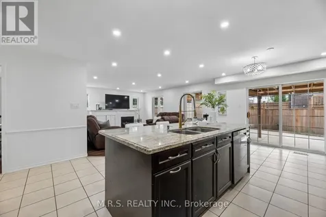 1408 Aldergrove Court Oshawa (taunton) ON L1K 2Y4