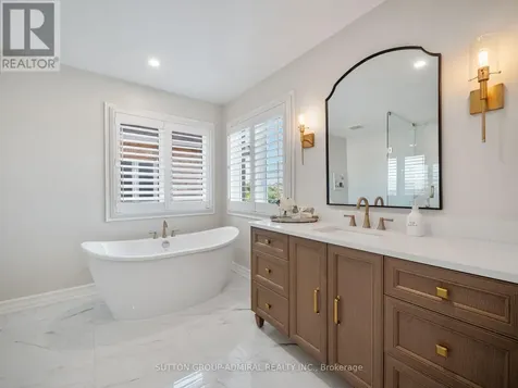 129 Mooney Street Bradford West Gwillimbury (bradford) ON L3Z 0K9