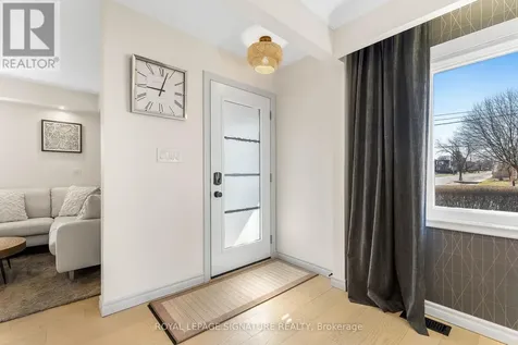 111 Eastchester Avenue North St. Catharines (e. Chester) ON L2P 2Y9