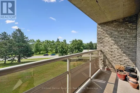 93 Westwood Road Guelph (willow West/sugarbush/west Acres) ON N1H 7J7