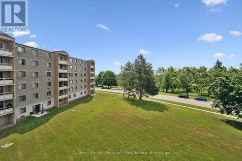 93 Westwood Road Guelph (willow West/sugarbush/west Acres) ON N1H 7J7