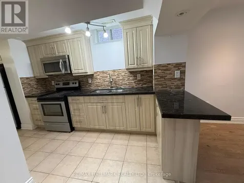 209 Old Colony Road South Richmond Hill (oak Ridges Lake Wilcox) ON L4E 5B9