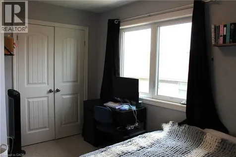12 Poplar Drive Cambridge ON N3C 0G4