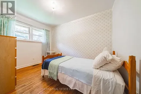 15 Dale Avenue Cambridge ON N1S 3M7