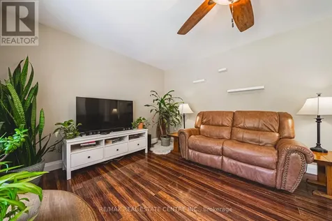 15 Dale Avenue Cambridge ON N1S 3M7