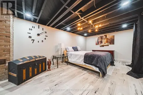 15 Dale Avenue Cambridge ON N1S 3M7