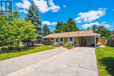 15 Dale Avenue Cambridge ON N1S 3M7