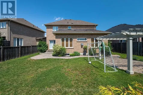636 Serafini Crescent Milton (wi Willmott) ON L9T 7P1