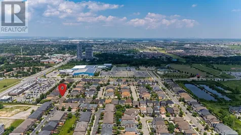 636 Serafini Crescent Milton (wi Willmott) ON L9T 7P1