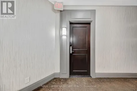 25 Earlington Avenue Toronto (kingsway South) ON M8X 3A3
