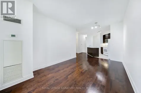 25 Earlington Avenue Toronto (kingsway South) ON M8X 3A3