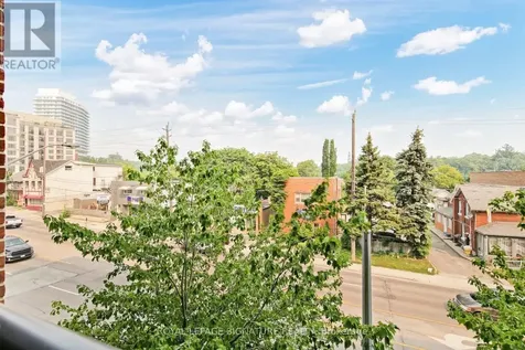 25 Earlington Avenue Toronto (kingsway South) ON M8X 3A3
