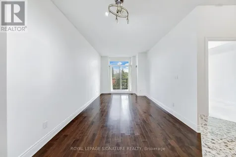 25 Earlington Avenue Toronto (kingsway South) ON M8X 3A3