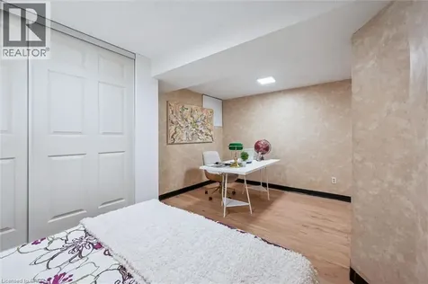 31 Greengate Road Guelph ON N1H 6R3