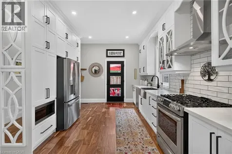 122 Stuart Street Guelph ON N1E 4S8