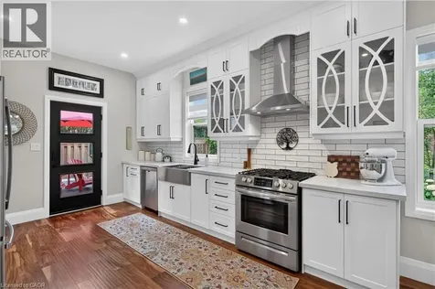 122 Stuart Street Guelph ON N1E 4S8