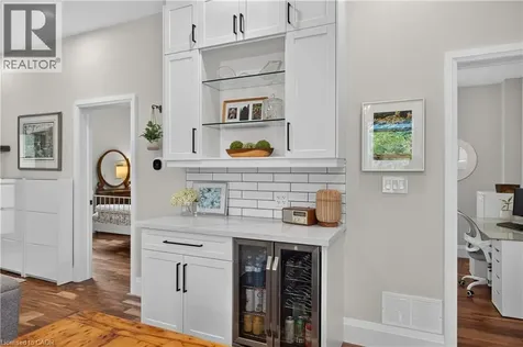 122 Stuart Street Guelph ON N1E 4S8