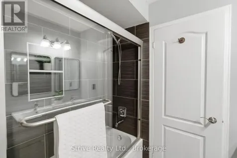 1360 Dumont Street Oshawa (taunton) ON L1K 2V3