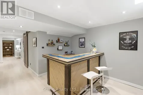 1360 Dumont Street Oshawa (taunton) ON L1K 2V3