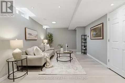 1360 Dumont Street Oshawa (taunton) ON L1K 2V3