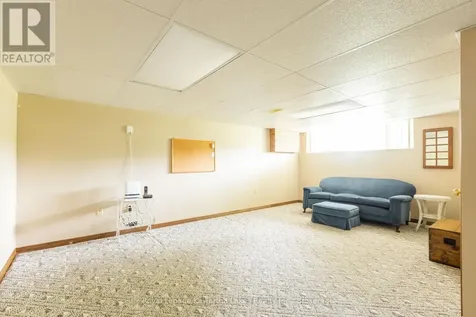 28 Andrew Drive Kawartha Lakes (lindsay) ON K9V 5W6
