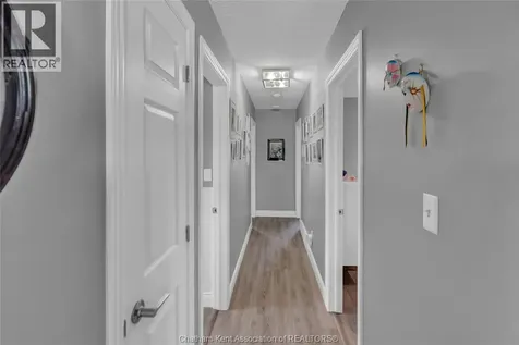 28 Campbell Street Merlin ON N0P 1W0