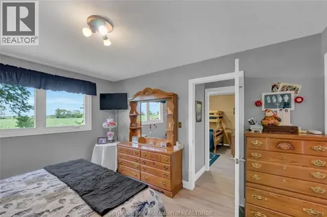 28 Campbell Street Merlin ON N0P 1W0