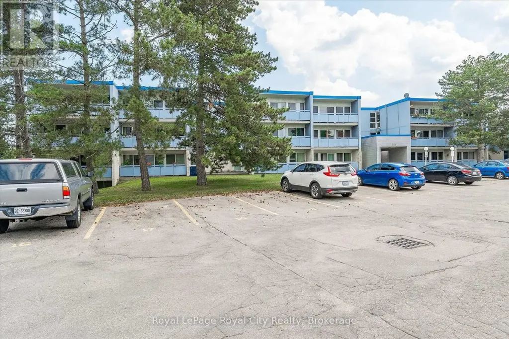 105 Conroy Crescent Guelph (dovercliffe Park/old University) ON N1G 2V5