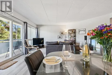 105 Conroy Crescent Guelph (dovercliffe Park/old University) ON N1G 2V5