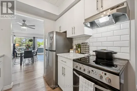 105 Conroy Crescent Guelph (dovercliffe Park/old University) ON N1G 2V5