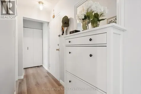 105 Conroy Crescent Guelph (dovercliffe Park/old University) ON N1G 2V5
