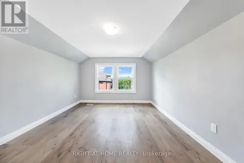 30 Willow Street North Halton Hills (ac Acton) ON L7J 1Z7
