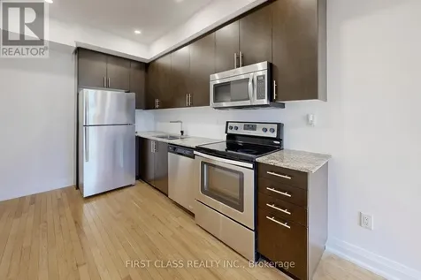 23 Eldora Avenue Toronto (newtonbrook West) ON M2M 1R3