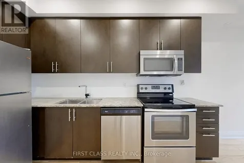23 Eldora Avenue Toronto (newtonbrook West) ON M2M 1R3